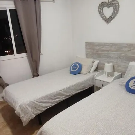 Three Bedroom Near Cruz 1a Appartamento *