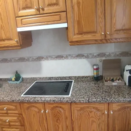 Three Bedroom Near Cruz 1a